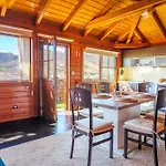 Wooden House With Private Pool Lush Garden * לה לגונה