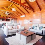Wooden House With Private Pool Lush Garden לה לגונה