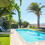 Wooden House With Private Pool Lush Garden לה לגונה