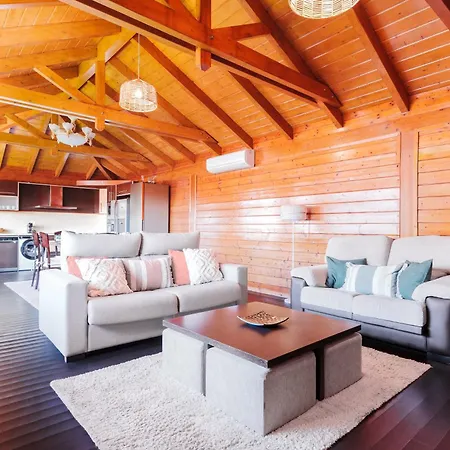 Wooden House With Private Pool Lush Garden لا لاغونا